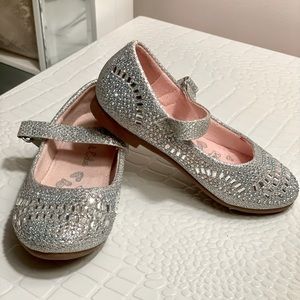 Olive & Edie dress shoes for toddler girl